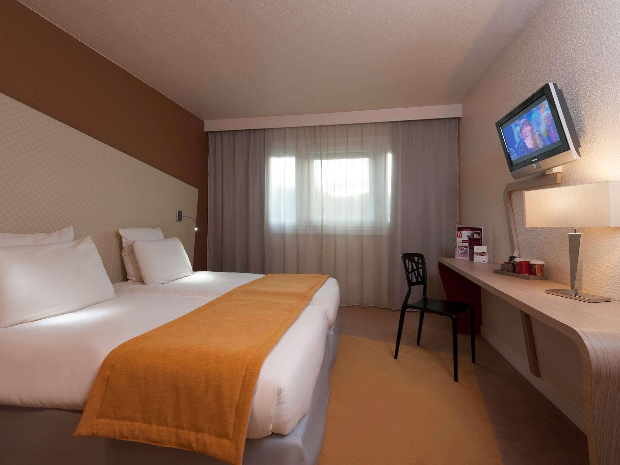 Mercure Paris Le Bourget Aeroport Le Blanc-Mesnil Exterior photo