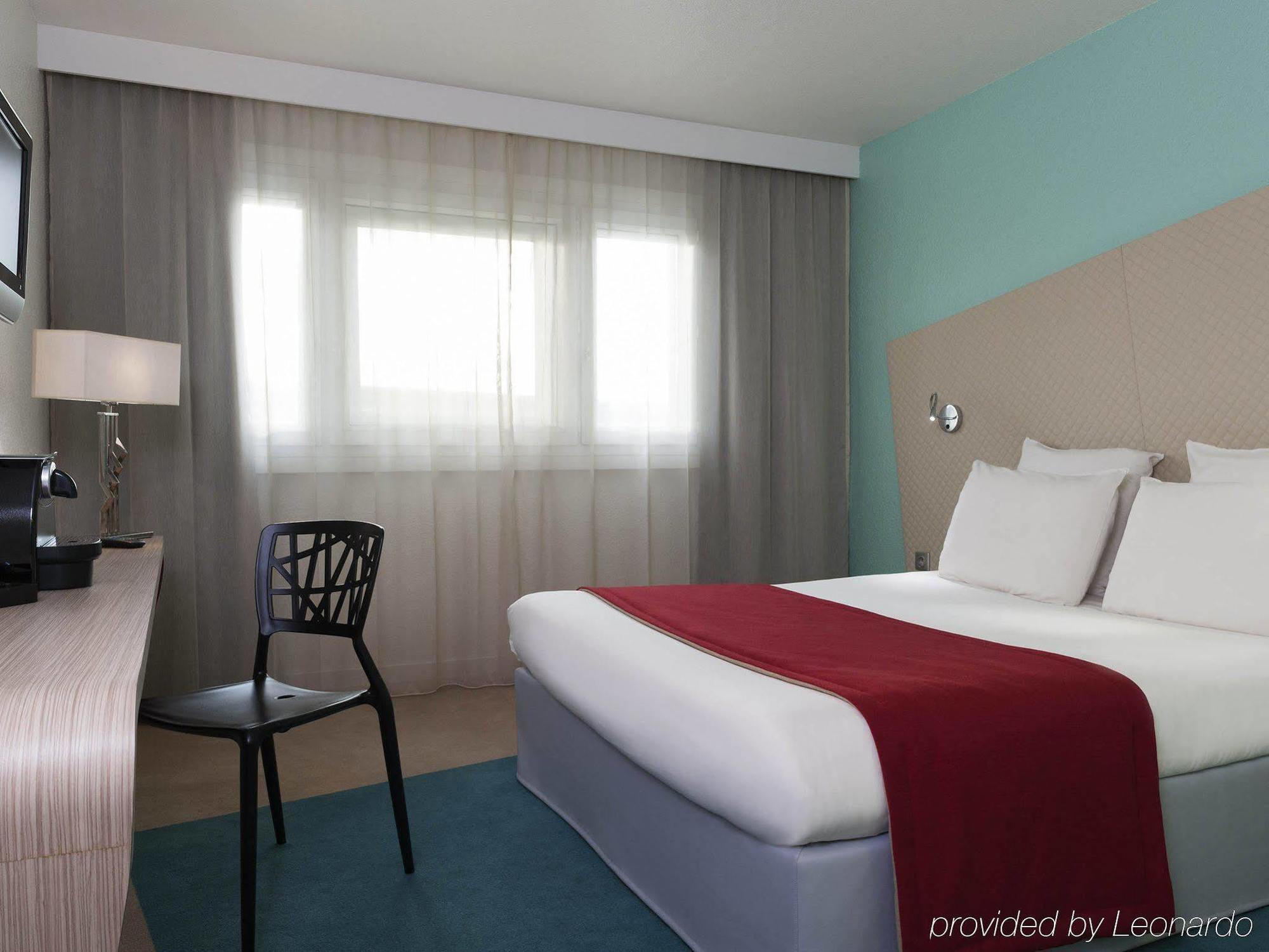 Mercure Paris Le Bourget Aeroport Le Blanc-Mesnil Exterior photo